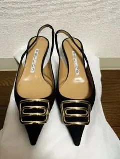 週末特価！PELLICO スエードパンプス　ブランドシューケース付きのサムネイル