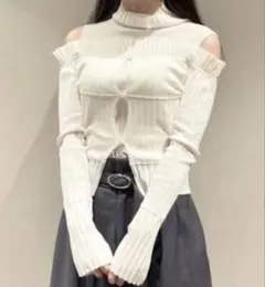 SNIDEL クロップドTOPS&オフショルカーデのサムネイル