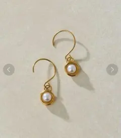 新品【ear PAPILLONNER】 枠付きパールピアスのサムネイル