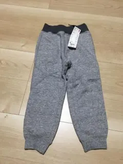 新品！ユニクロ ！裏起毛スウェットパンツ　男の子110〜