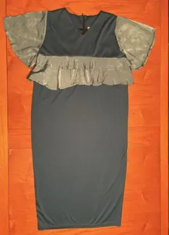 《美品》青系　半袖膝下ワンピース