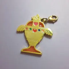 セーラームーン　ステンドチャーム　レインボームーンカリス
