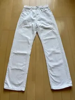 UNIQLO ユニクロ　ストレート　ハイライズ　ジーンズ　ホワイト