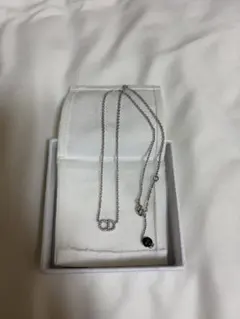 Dior シルバー ロゴネックレス