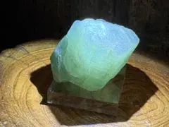 ミントベリル 結晶 原石 ナイジェリア産 - メルカリ
