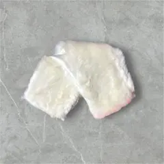 【激安】ホワイトファー マフラー 留め具破れありのサムネイル