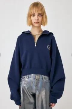 MOUSSY ハーフジップロゴフーディー ネイビーカラー