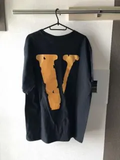 【最終出品】 VLONE Tシャツのサムネイル