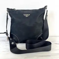 ⚠️値下げ不可！PRADA♦️プラダ ショルダーバッグ ナイロン 黒 BLACKのサムネイル