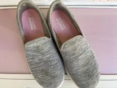 スケッチャーズ　スリッポン　23.5センチ