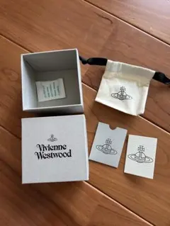 17日まで限定！Vivienne Westwood アクセサリー箱　ケースセット