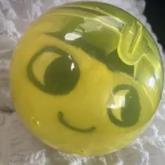 ガチャガチャ　たまごっち　（まめっち）