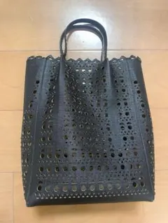 2025年最新】ALAiA ハンドバッグの人気アイテム - メルカリ