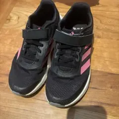 adidas キッズスニーカー 黒/ピンク23センチ