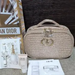 Dior　2025ホリデーノベルティポーチ+オマケ