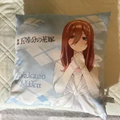 にじさんじ しまむら フロアクッション 三枝明那 - メルカリ