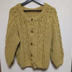 マスタード ケーブル編み カーディガン