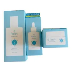 Fleuri SkinTune スキンケア 3点セット　ポーチ付のサムネイル