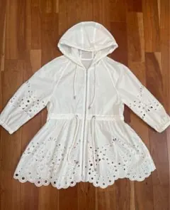 極美品‼️グレースコンチネンタル♡グレースクラス♡カットワークブルゾンのサムネイル