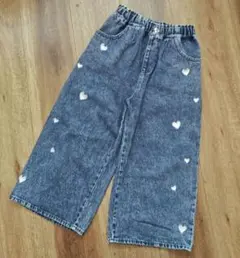 デニムパンツ　ハート　刺繍　ワイドパンツ　130