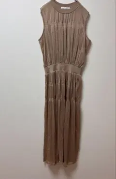 【美品】ANAYI アナイ シアーラメティアードワンピース 38のサムネイル