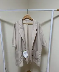 【新品】 しまむら ベージュ 半袖ジャケット アイボリー 4L