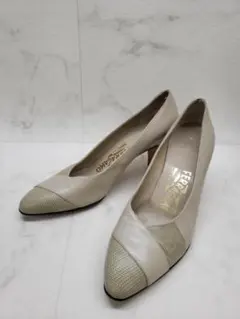 Salvatore Ferragamo リザード 切替 パンプス ベージュ 7Bのサムネイル