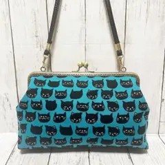 ラスト1点　猫柄　がま口バッグ　ショルダー紐付き　ハンドメイド　にゃんこ
