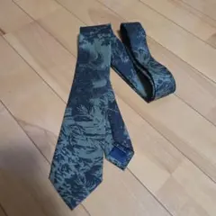 ドット ネクタイ