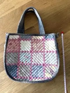 パッチワークキルティングトートバッグ　ハンドメイド　ピンク　ブルー系　ショルダー
