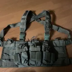 オリーブドラブ チェストリグ 4ポケット