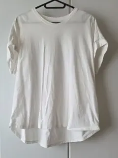 美品・YORT ・シンプル・ 半袖 Tシャツ ・ホワイトのサムネイル