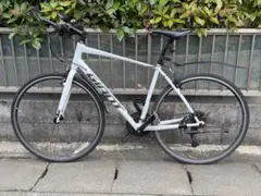 GIANT ESCAPE R3 700C アルミ 24速 500mm 白クロス - メルカリ