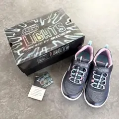 【新品】　スケッチャーズ　光る靴　スニーカー　20cm　ネイビー　キッズ　女の子