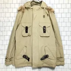 ベージュ マウンテンパーカー Lサイズ　シンプル 人気デザイン　人気カラー