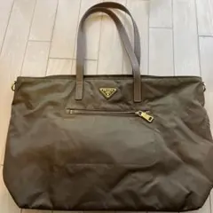 PRADA オリーブグリーン ナイロンバッグ