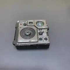ラジカセ型腕時計【Boombox Metal Wristwatch】 - メルカリ