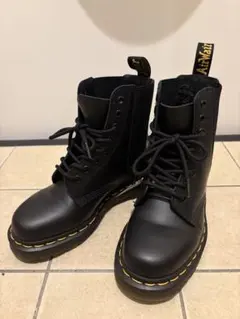 Dr. Martens ブラック レースアップブーツUS5