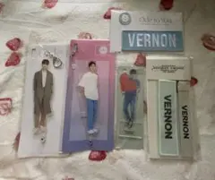 SEVENTEEN VERNON ワッペンバッジセット - メルカリ