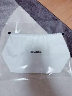 【新年祭】CHANEL ホワイト キャンバスポーチ