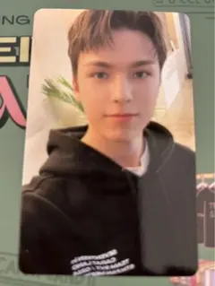 セブチ　ケレン　トレカ　バーノン