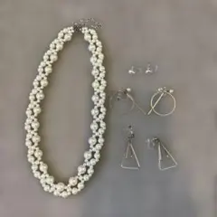 【アクセサリー】ホワイトパール二重巻きネックレス1点とイヤリング3点の4点セット