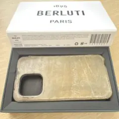 ベルルッティ BERLUTI iPhone13Pro 携帯カバーのサムネイル