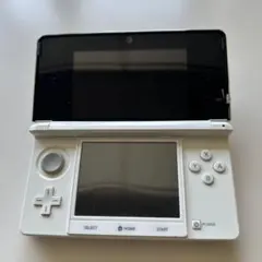 Nintendo 3DS ホワイト　箱有り　ソフト2個有り　取説あり