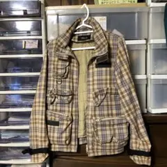 3回位しか来てないので、ほぼ新品です。取り外しができるベストとセットです。のサムネイル