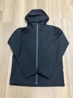 UNIQLO ユニクロ ブロックテックパーカー/3Dカット ブラック Lサイズ