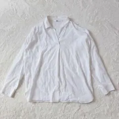 【美品】UNIQLO　ユニクロ　レーヨンエアリースキッパーカラーブラウス　白　M