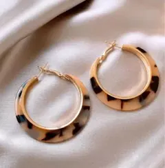 トータスシェル ゴールド フープピアス エレガント 軽い