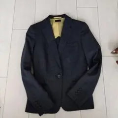 ビジネススーツ　レディース　グレイ