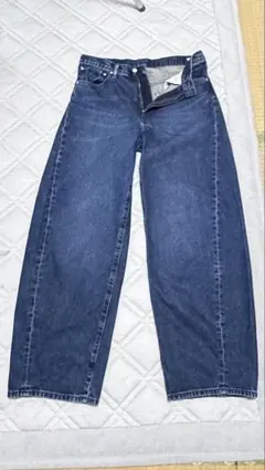 GU メンズ　バレルレッグジーンズ.32